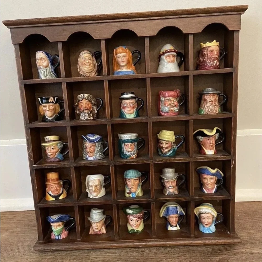 Vintage English heritage miniature Toby jug collection set of 25 w/authenticity